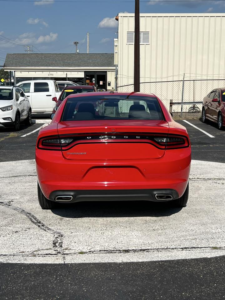 Dodge Charger SXT RWD 2022