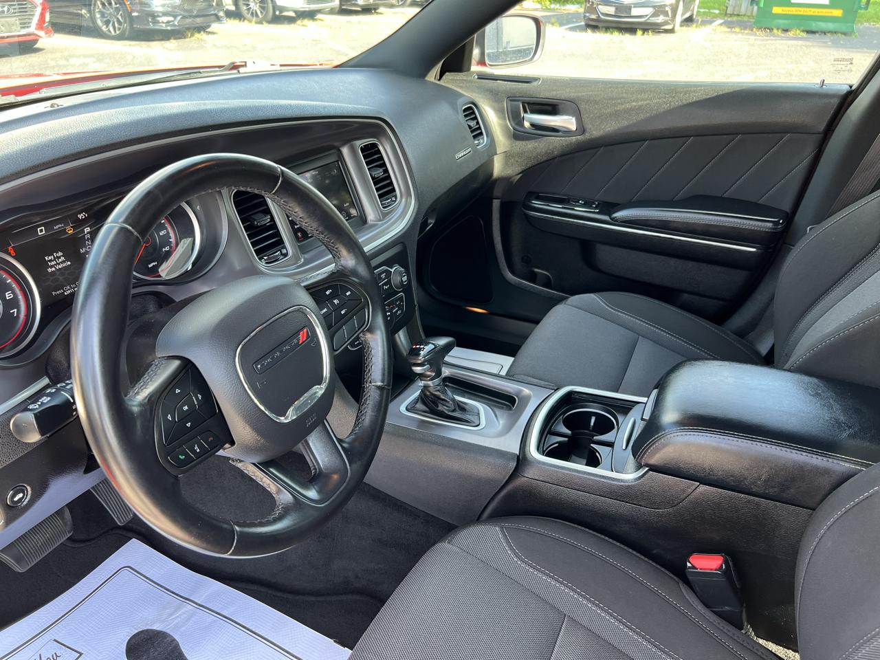 Dodge Charger SXT RWD 2022