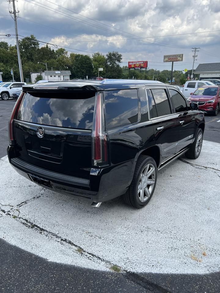 Cadillac Escalade 4WD 4dr Premium 2015