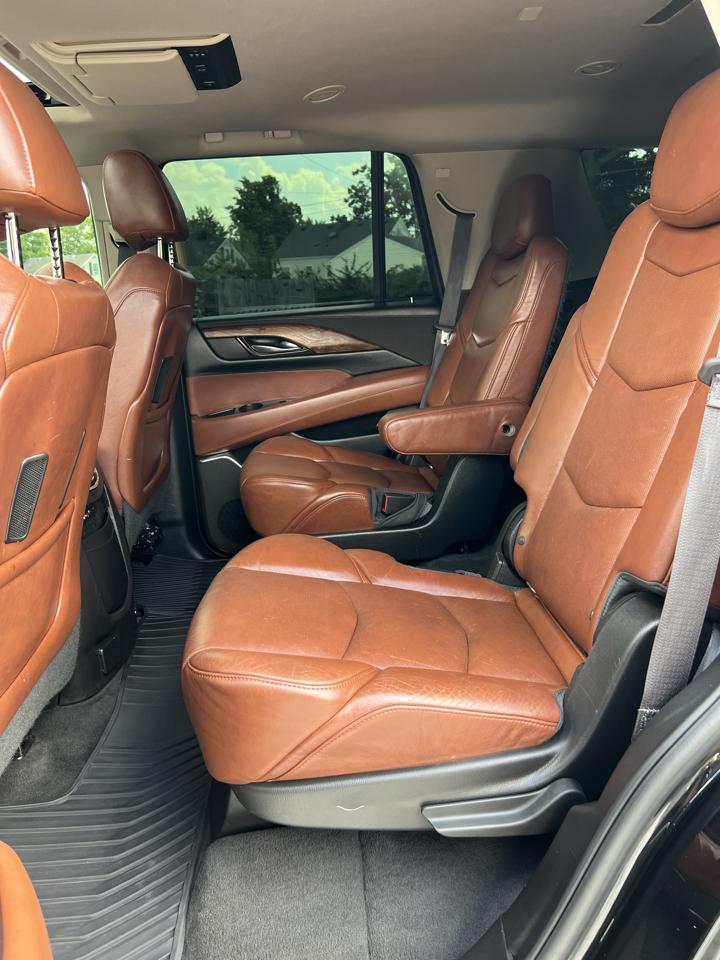 Cadillac Escalade 4WD 4dr Premium 2015
