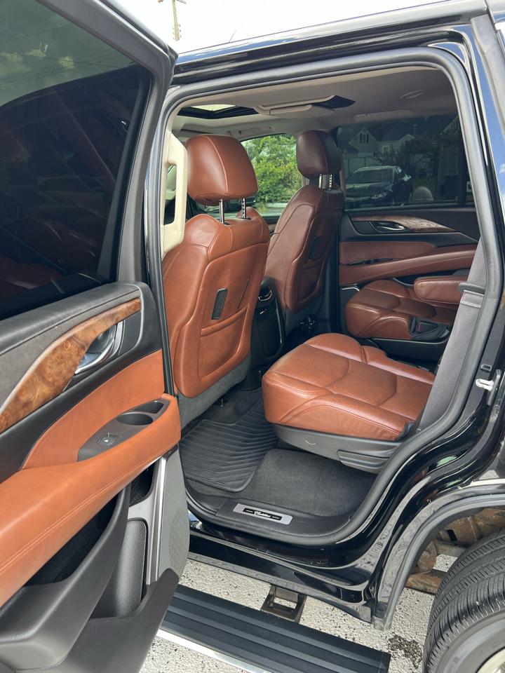 Cadillac Escalade 4WD 4dr Premium 2015