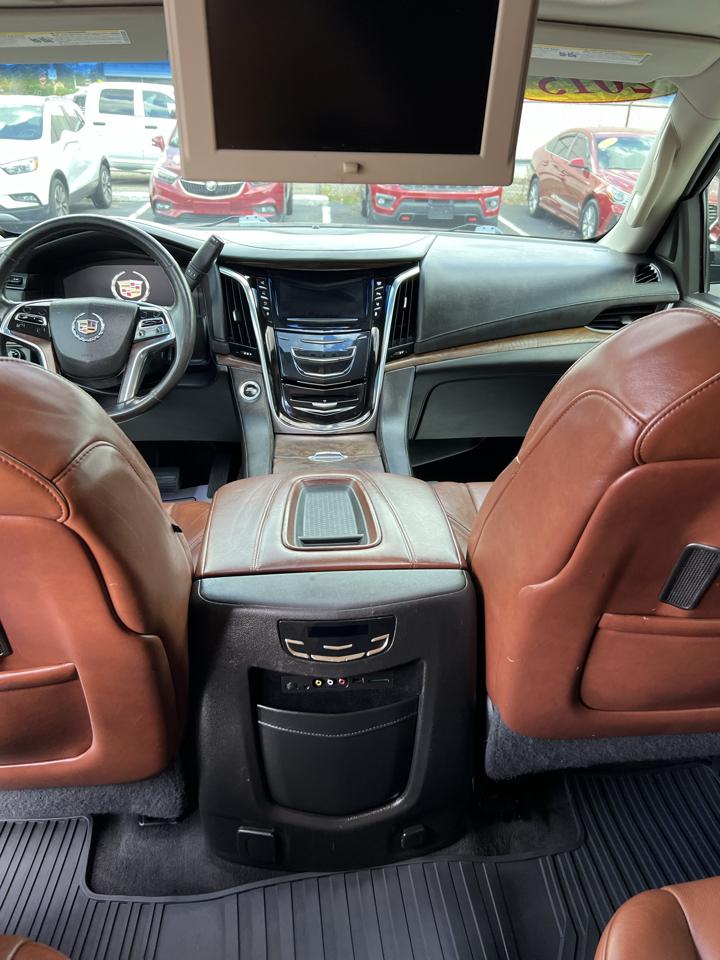 Cadillac Escalade 4WD 4dr Premium 2015