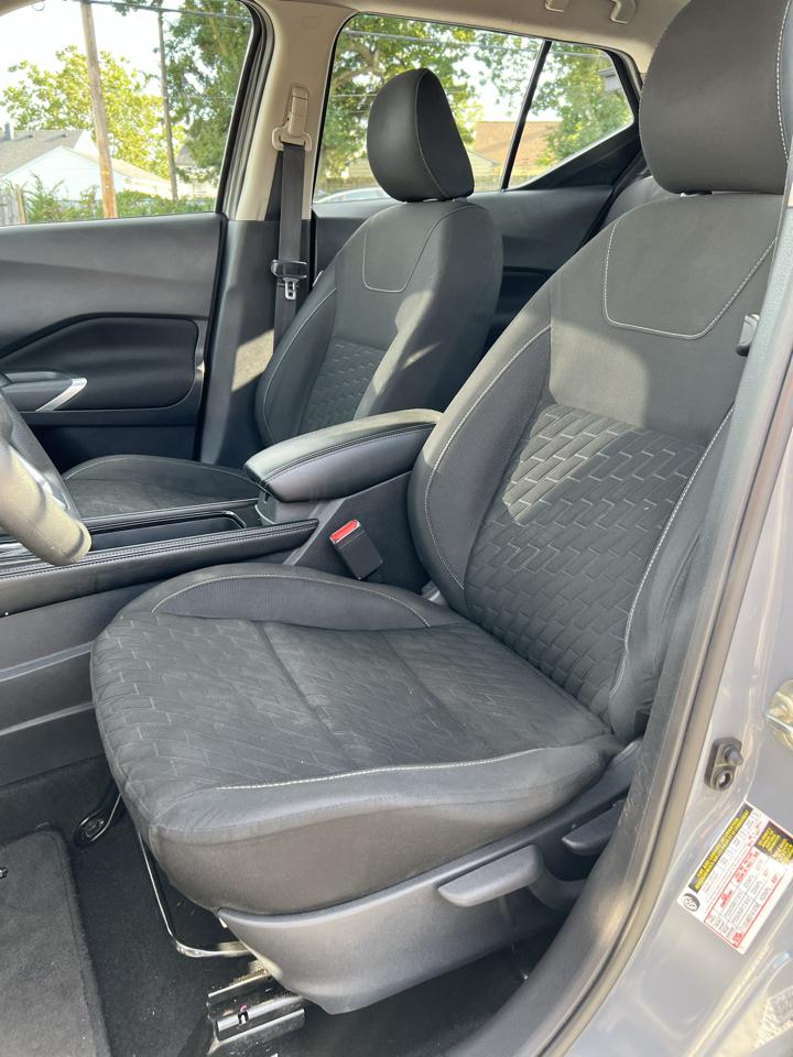 Nissan Kicks SV FWD 2021
