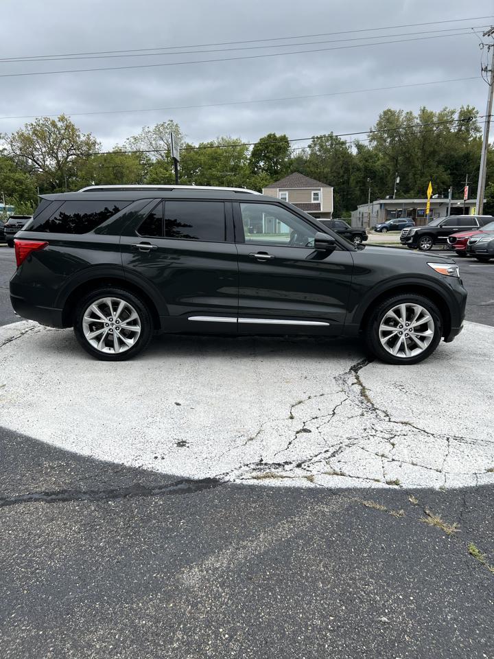 Ford Explorer Platinum 4WD 2022