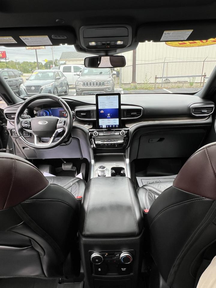 Ford Explorer Platinum 4WD 2022