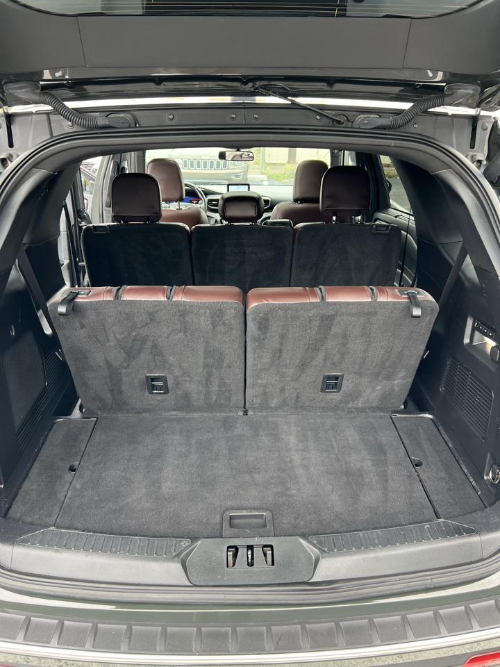 Ford Explorer Platinum 4WD 2022