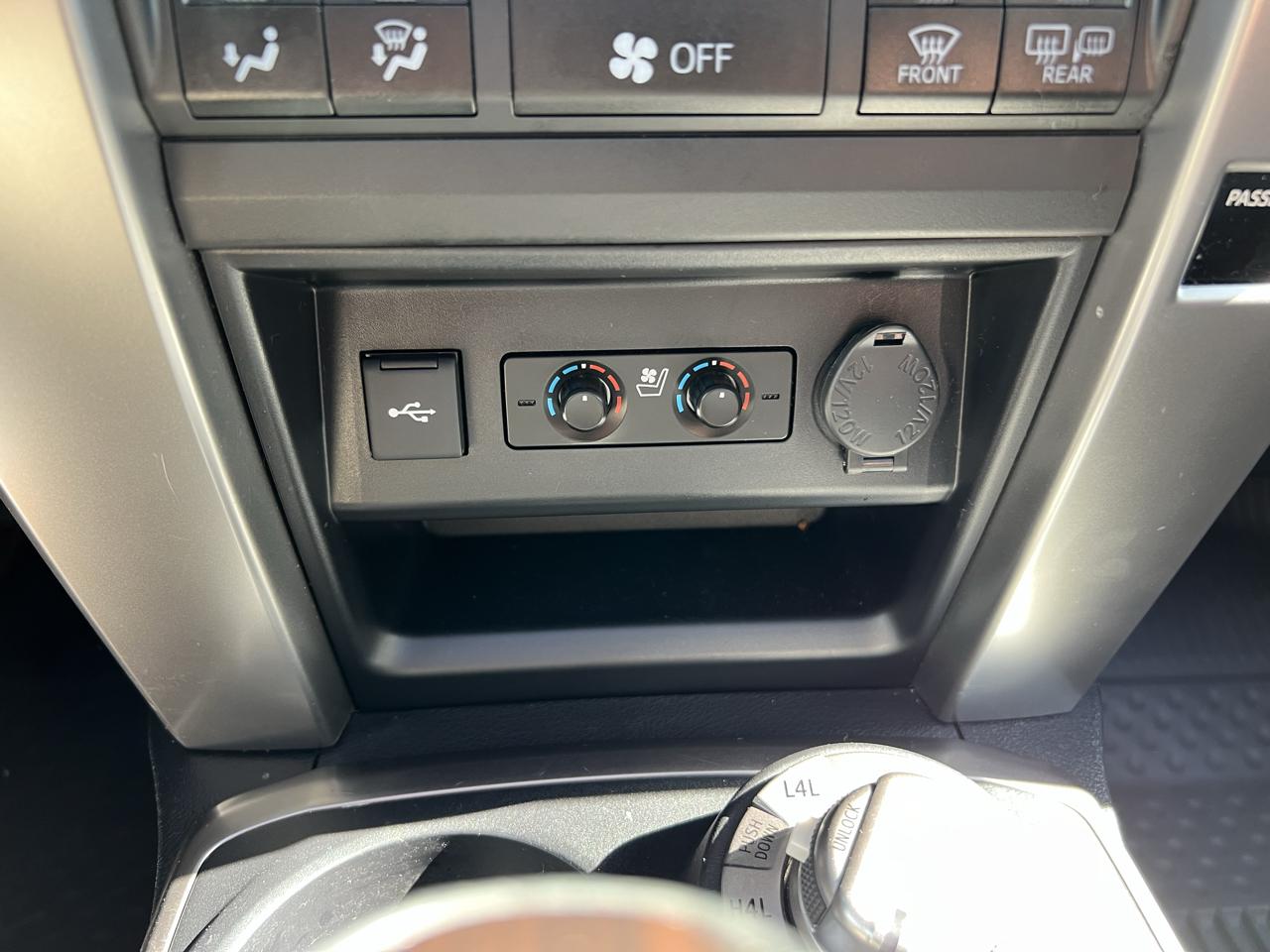 Toyota 4Runner Limited 4WD (Natl) 2022