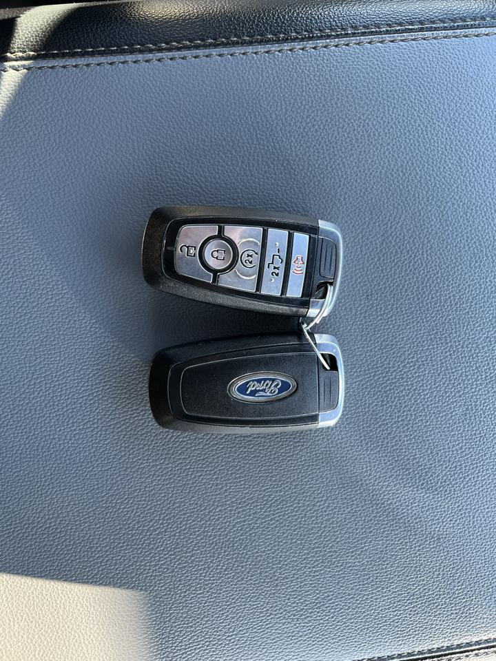 Ford F-150 King Ranch 4WD SuperCrew 5.5' Box 2023