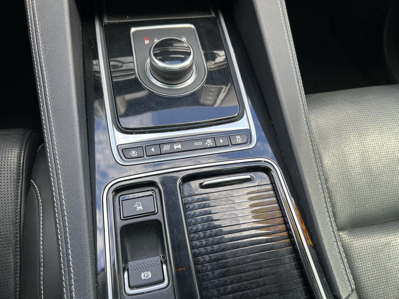 Jaguar F-Pace 25t R-Sport AWD 2018