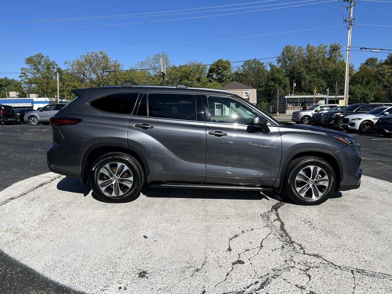 Toyota Highlander XLE AWD (Natl) 2020
