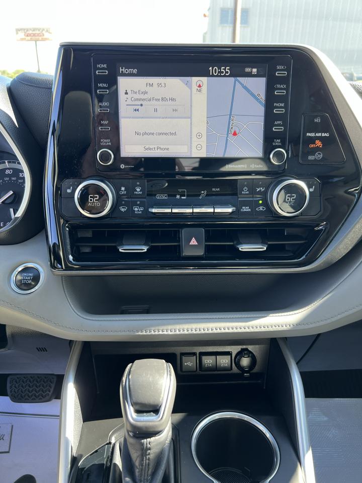 Toyota Highlander XLE AWD (Natl) 2020