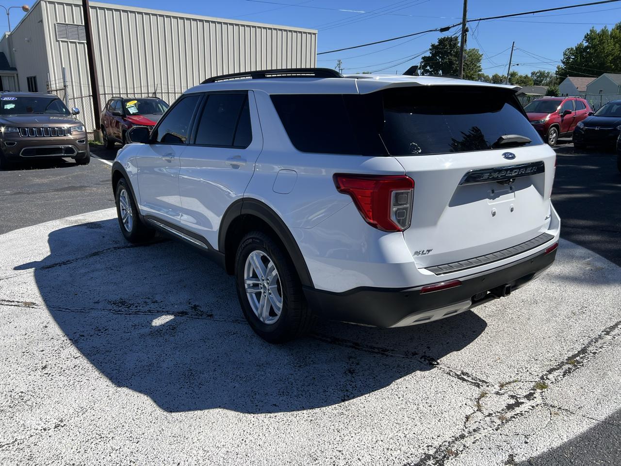 Ford Explorer XLT 4WD 2021