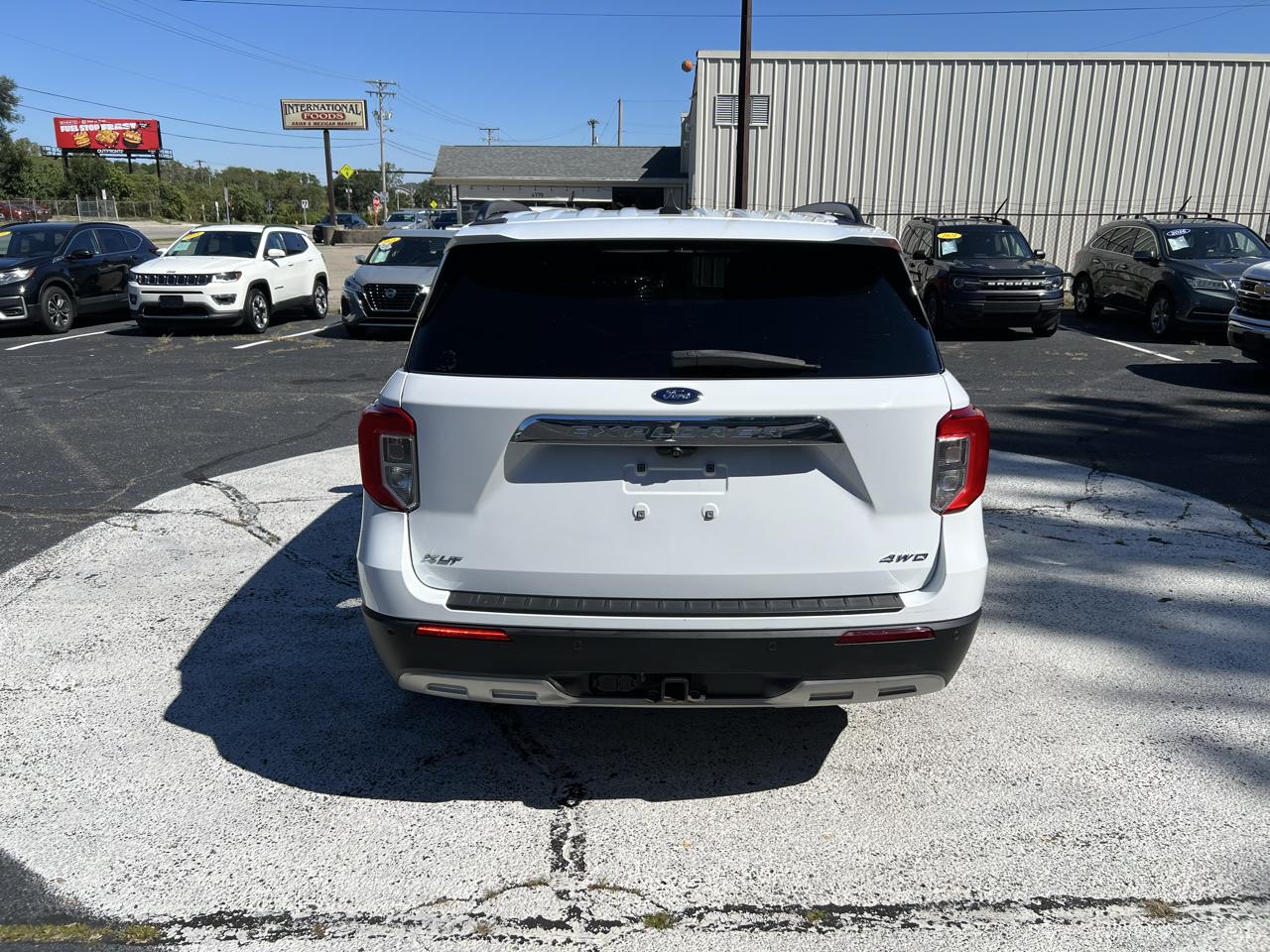 Ford Explorer XLT 4WD 2021