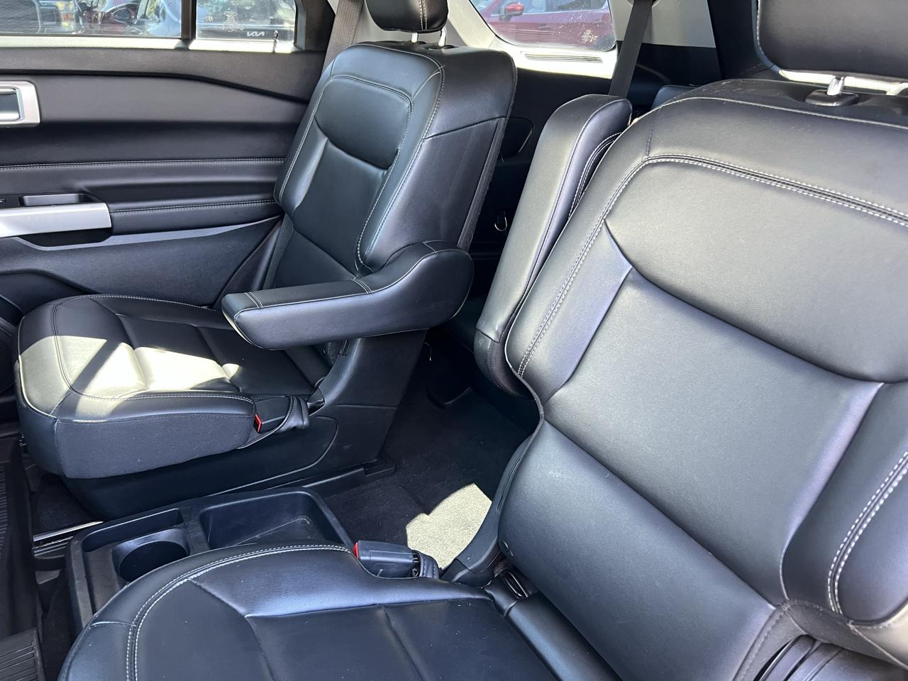 Ford Explorer XLT 4WD 2021