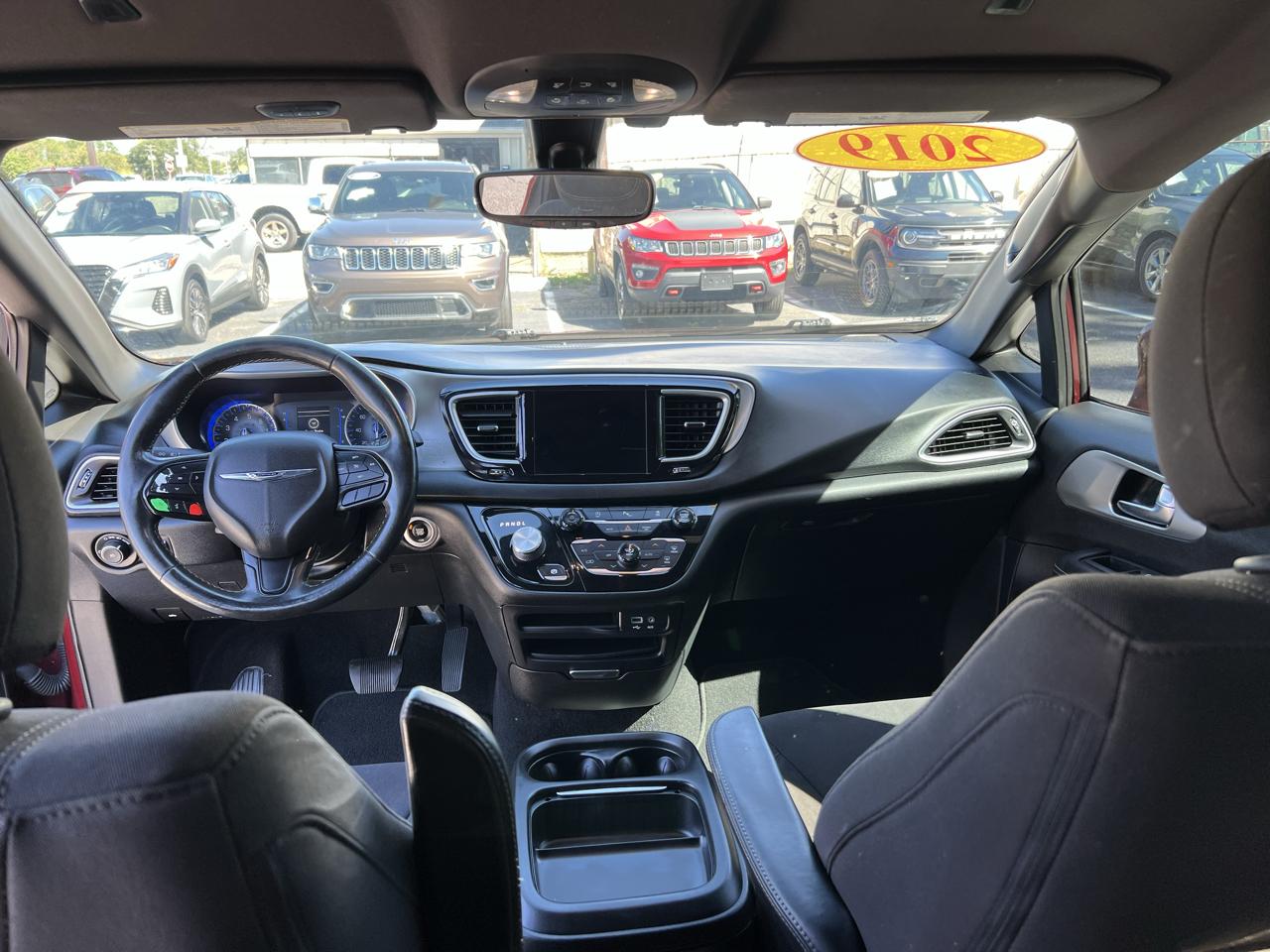 Chrysler Pacifica Touring Plus FWD 2019
