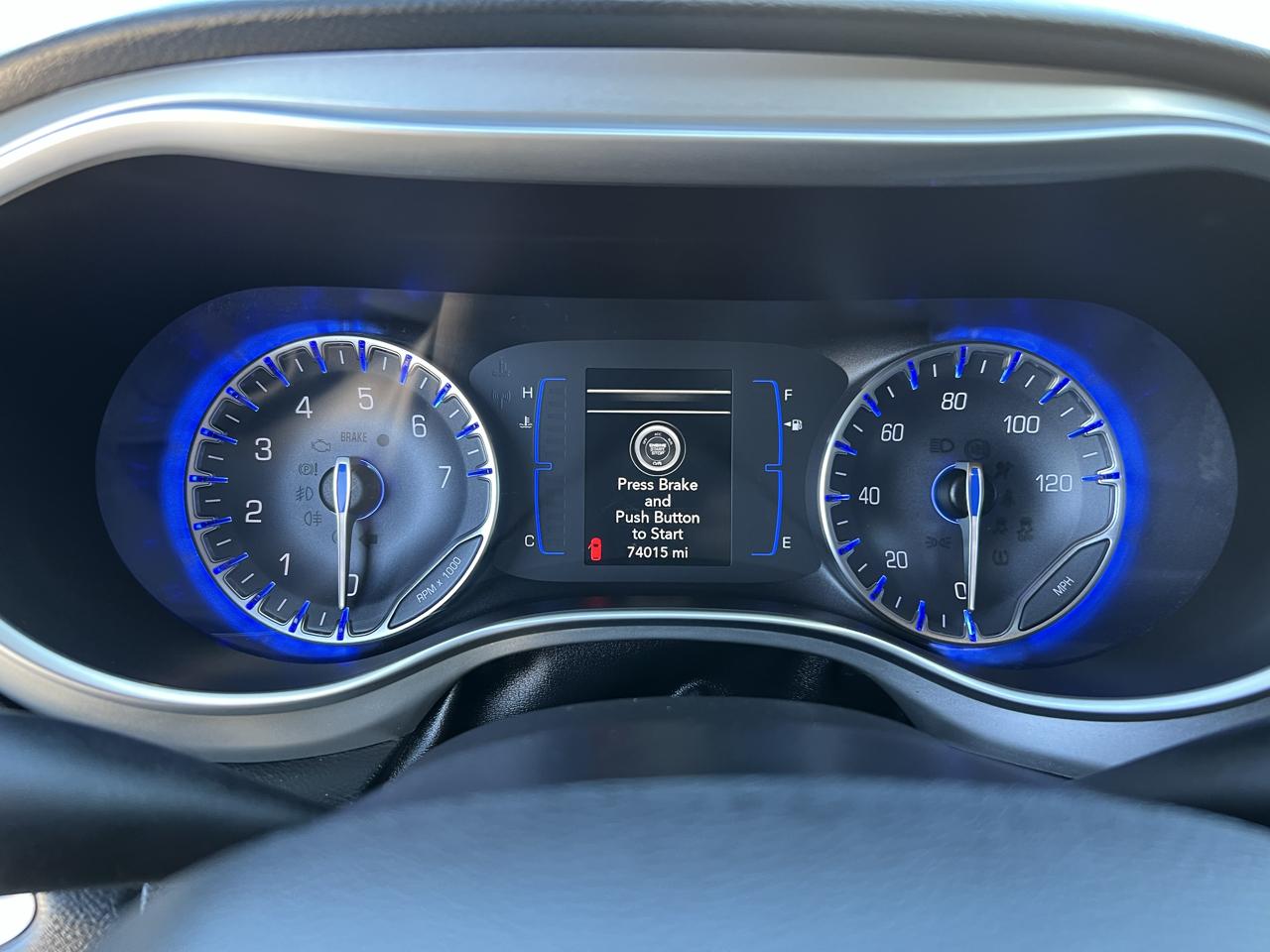 Chrysler Pacifica Touring Plus FWD 2019