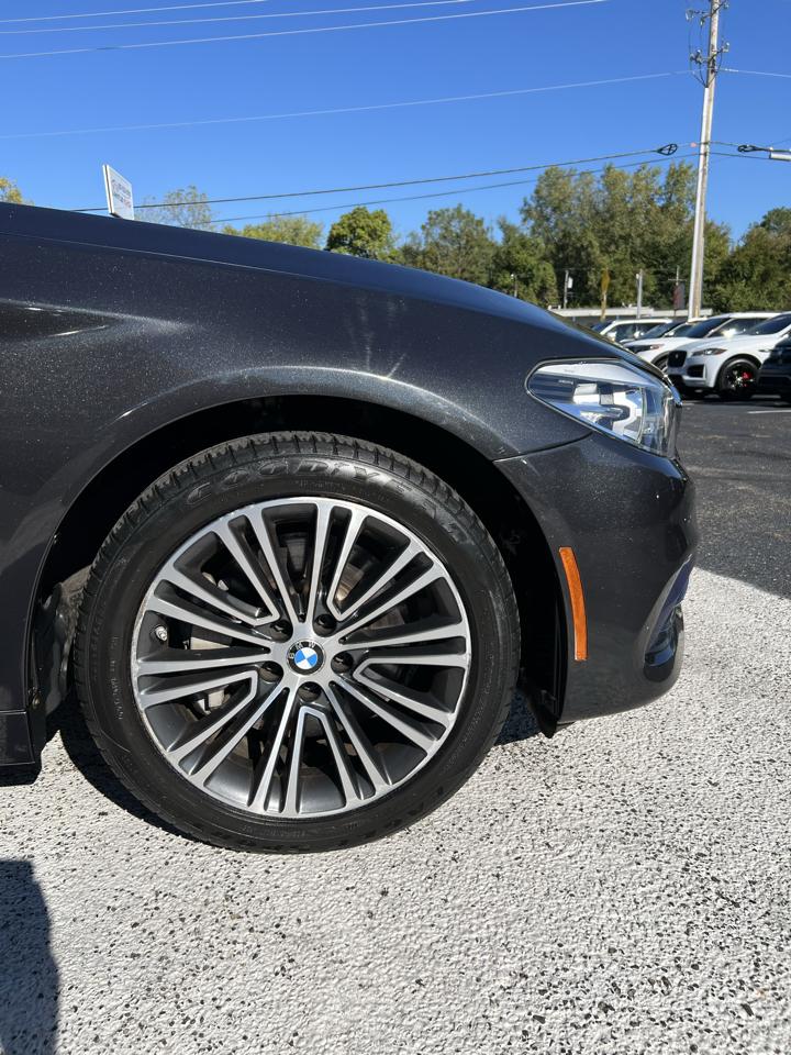 BMW 5 Series 530i xDrive Sedan 2019