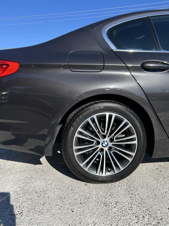 BMW 5 Series 530i xDrive Sedan 2019