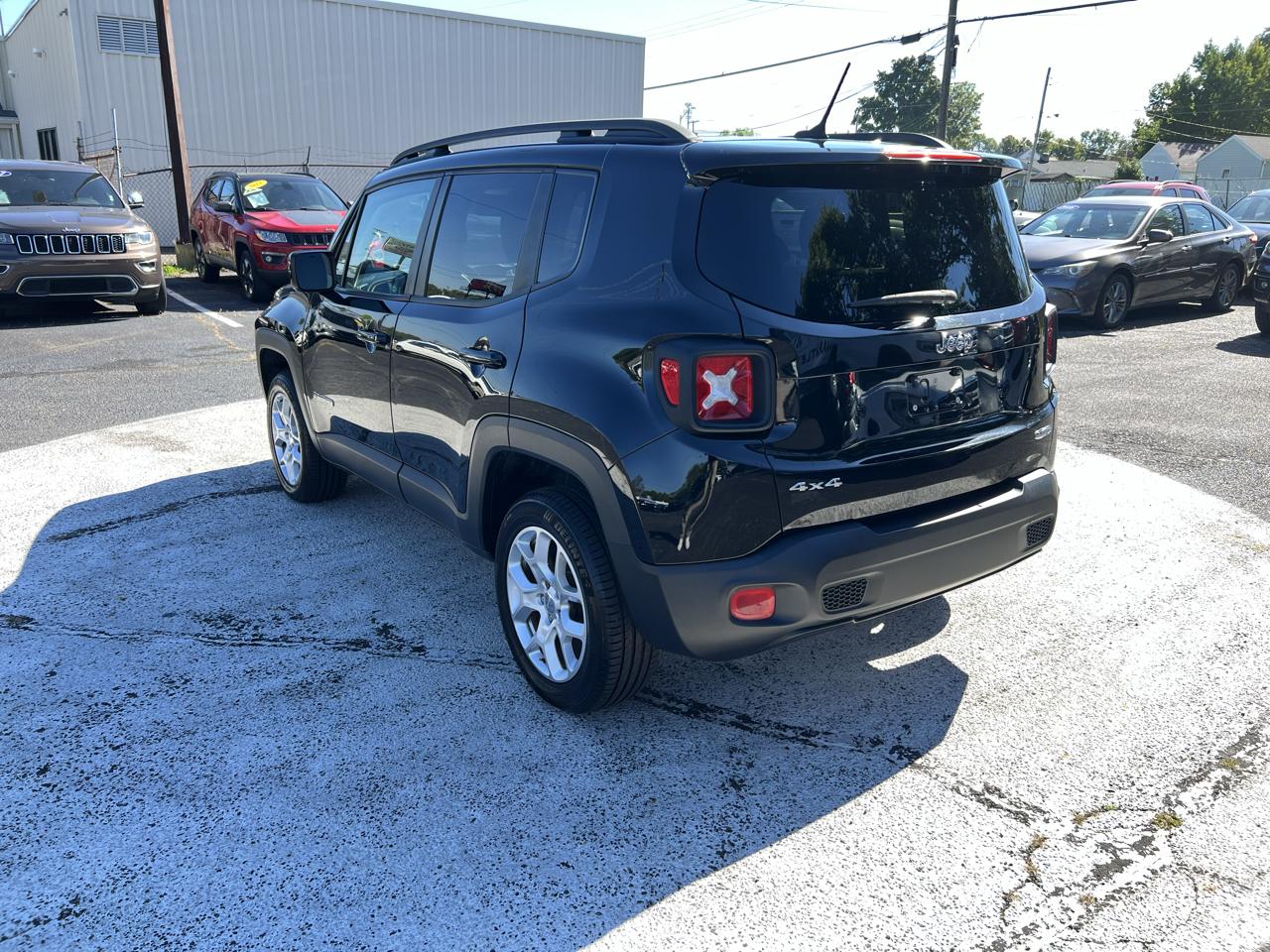 Jeep Renegade 4WD 4dr Latitude 2016