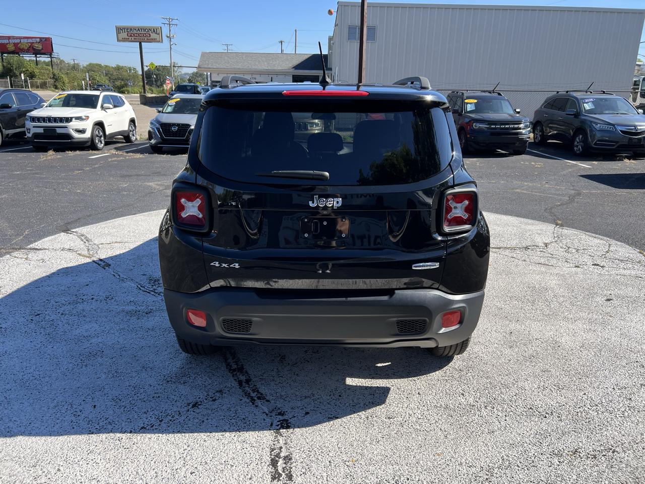 Jeep Renegade 4WD 4dr Latitude 2016