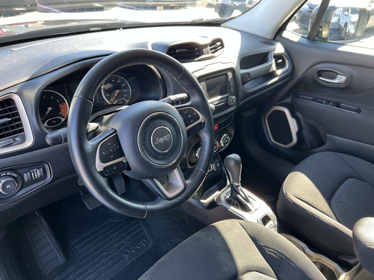 Jeep Renegade 4WD 4dr Latitude 2016