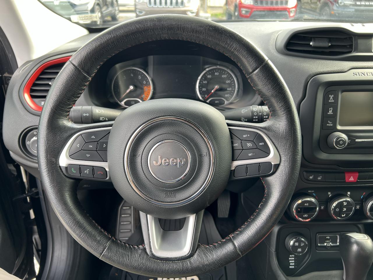 Jeep Renegade 4WD 4dr Trailhawk 2015