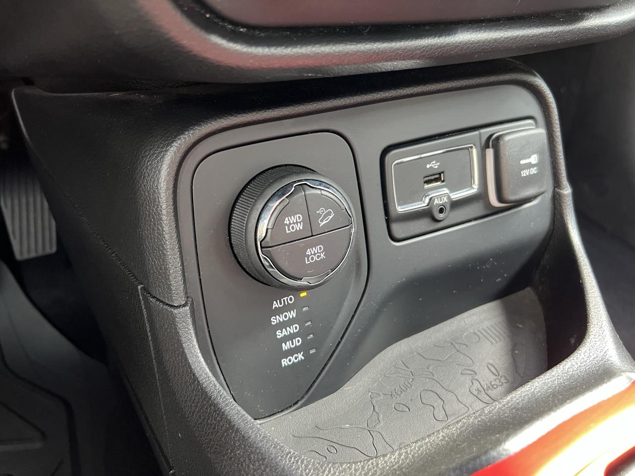 Jeep Renegade 4WD 4dr Trailhawk 2015