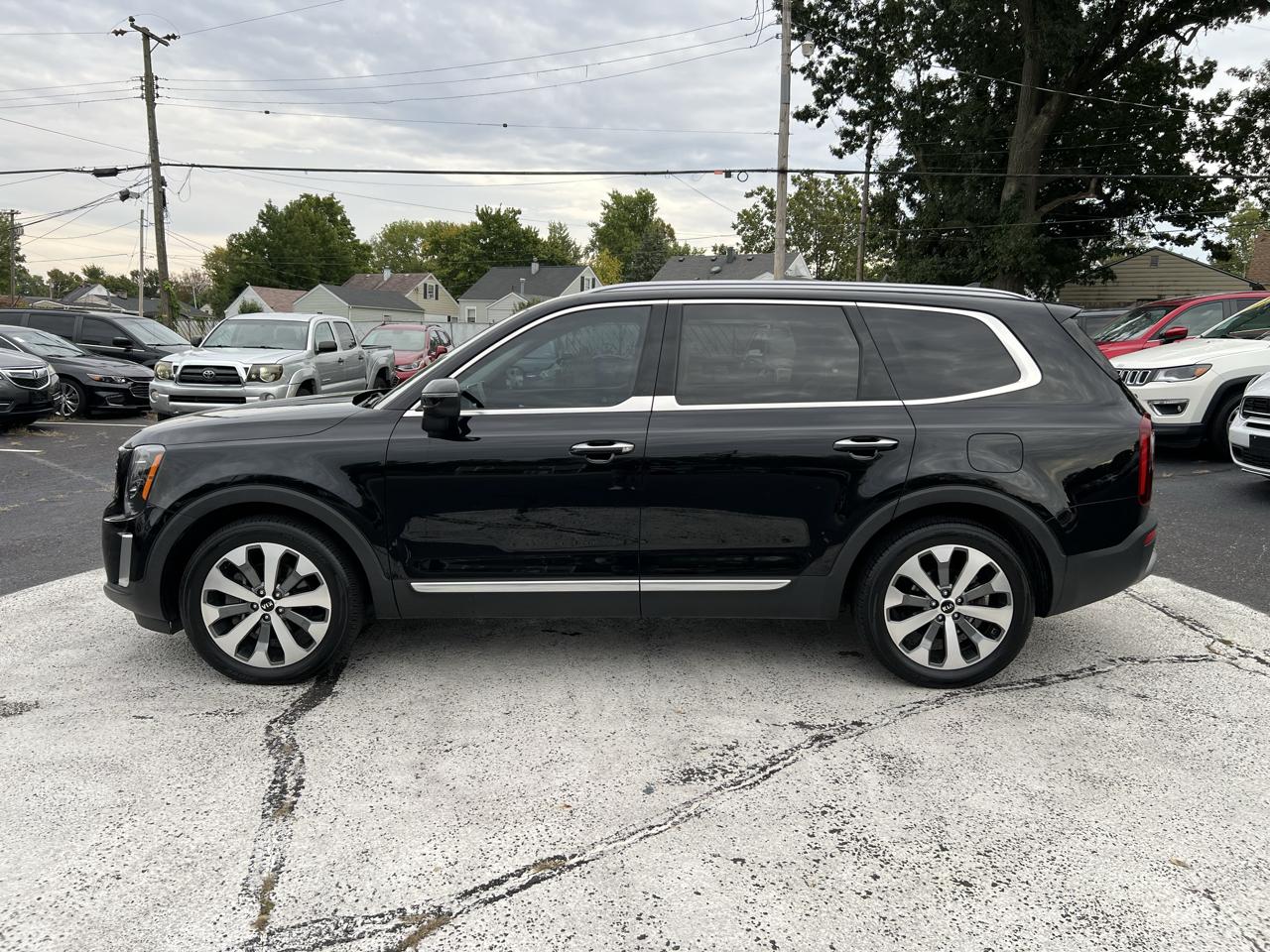 Kia Telluride S FWD 2020