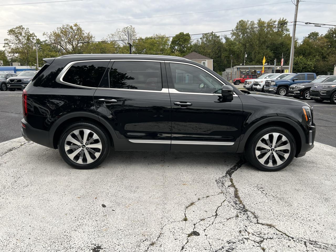 Kia Telluride S FWD 2020