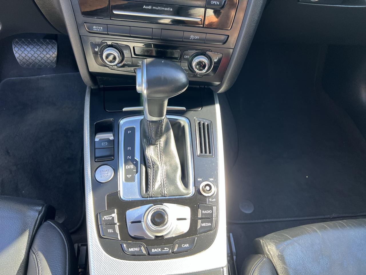 Audi A4 4dr Sdn Auto quattro 2.0T Premium Plus 2015