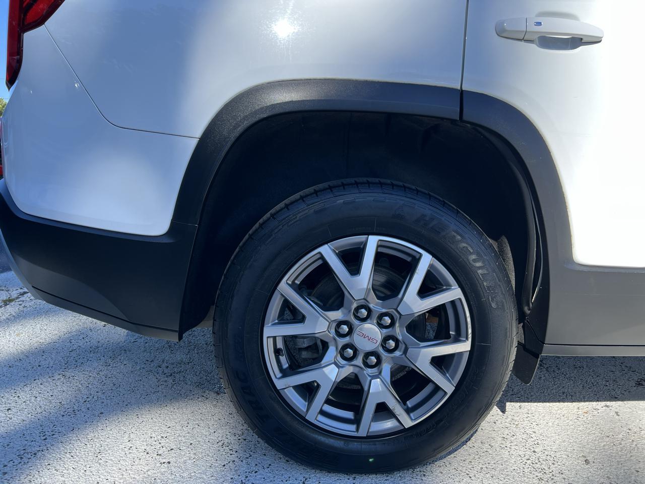GMC Acadia FWD 4dr SLT 2020