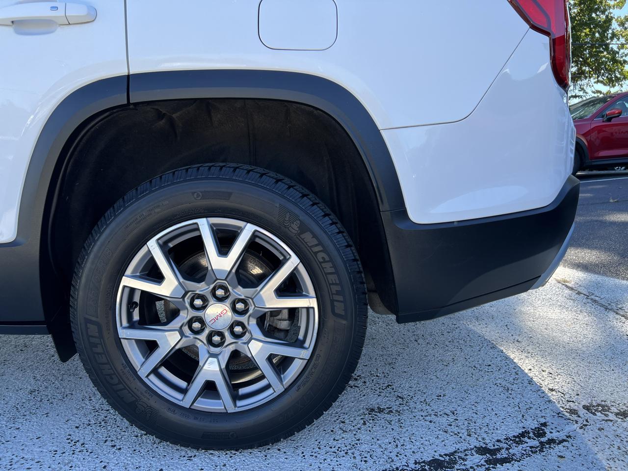GMC Acadia FWD 4dr SLT 2020