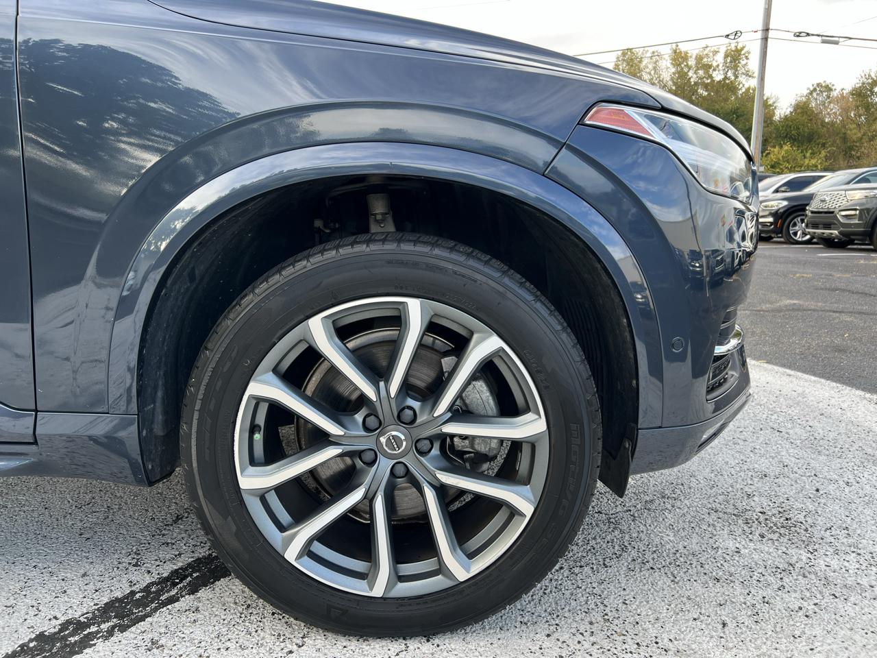 Volvo XC90 T5 FWD 7-Passenger Momentum 2018