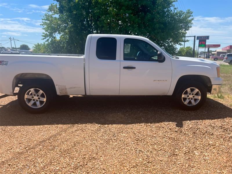 2009 GMC Sierra 1500 SLE1 Ext. Cab Std. Box 4WD