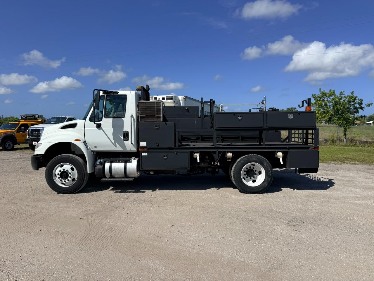 International DuraStar 4300  2019
