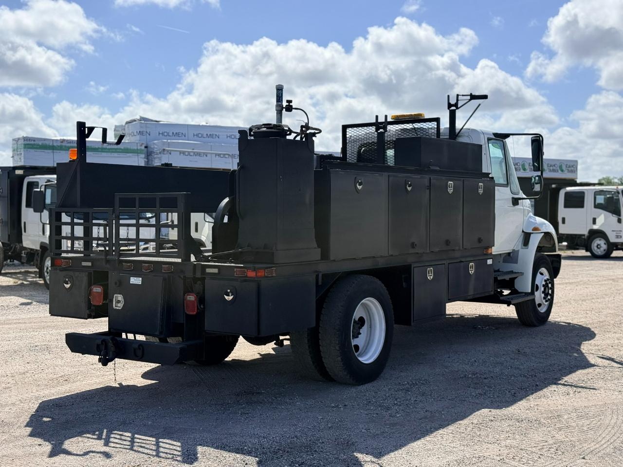 International DuraStar 4300  2019