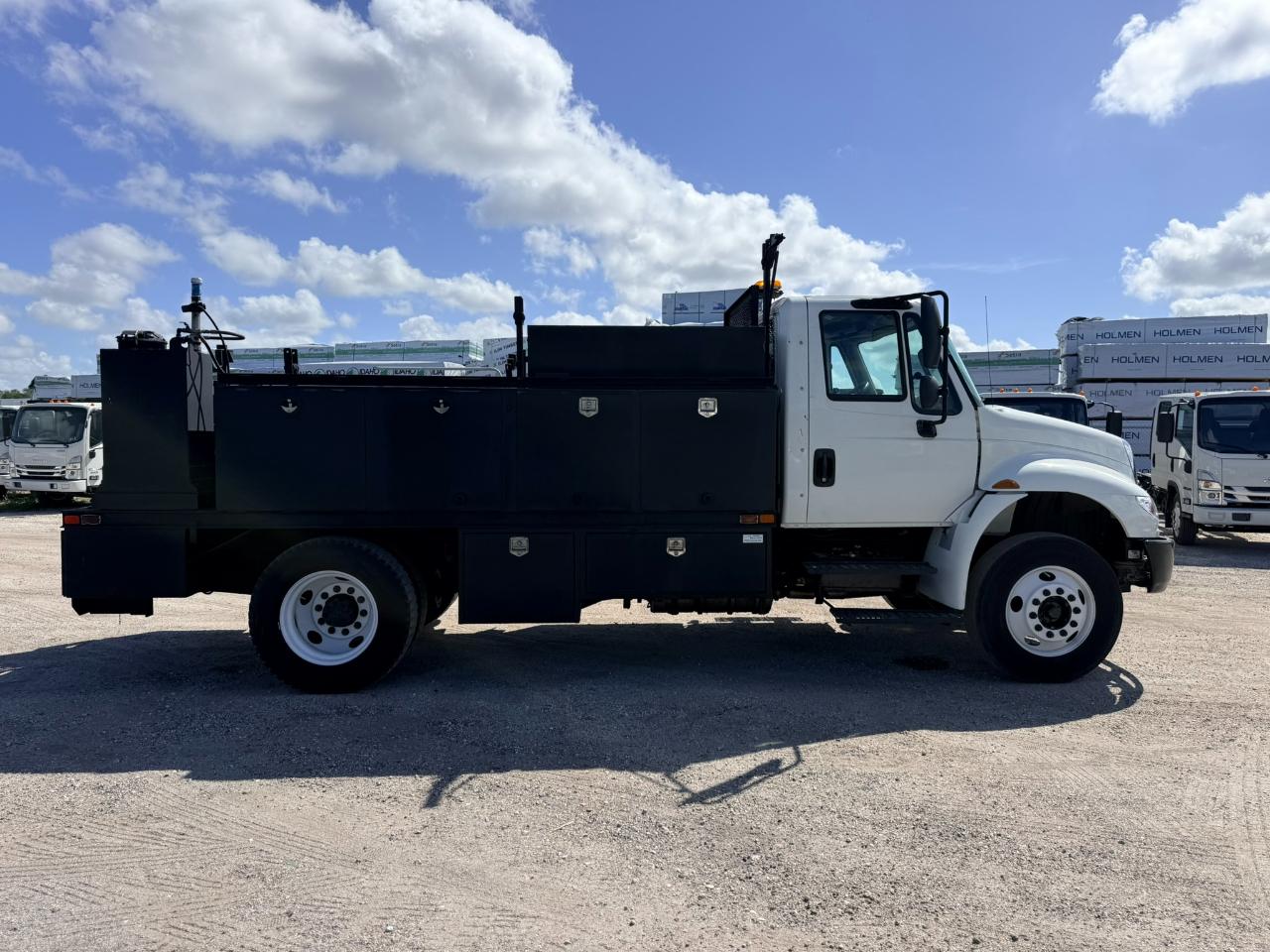 International DuraStar 4300  2019