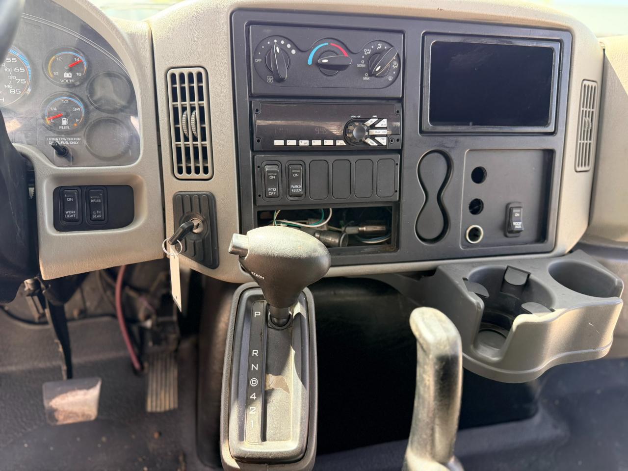 International DuraStar 4300  2019