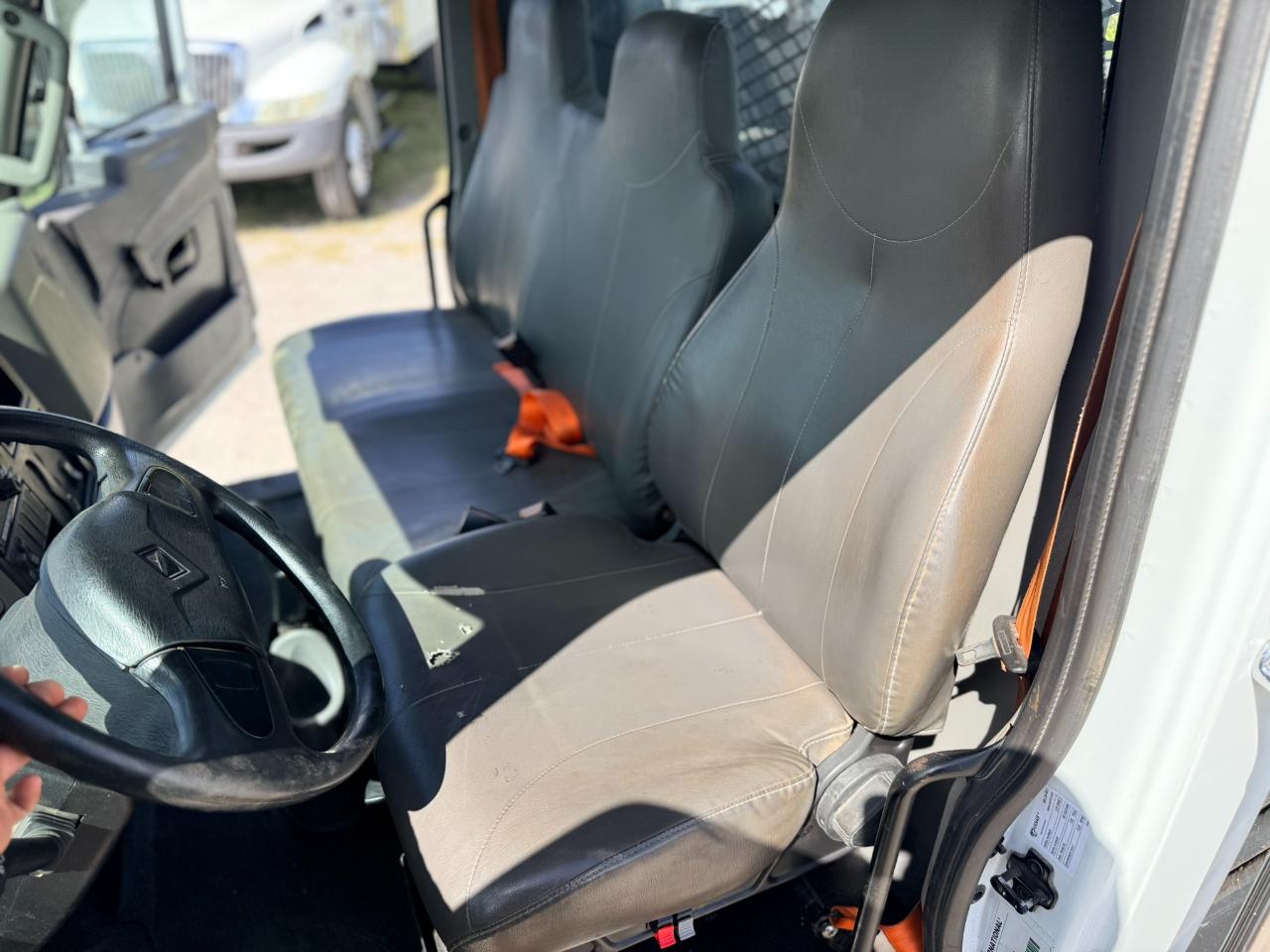 International DuraStar 4300  2019