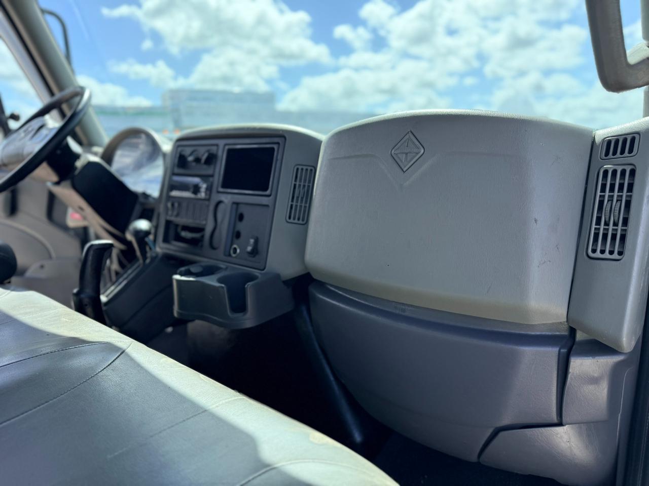 International DuraStar 4300  2019