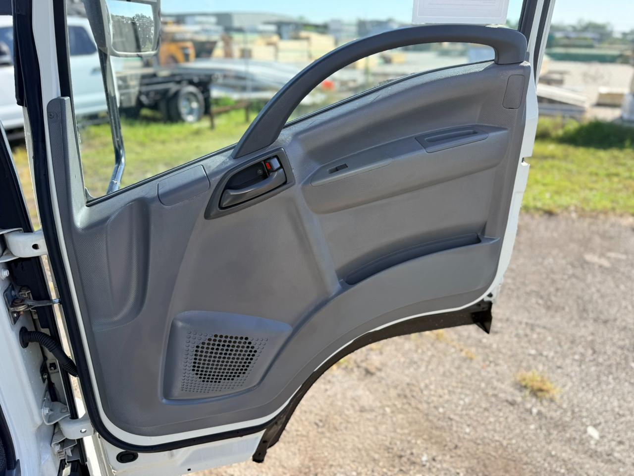 Isuzu NPR HD DSL REG  2013