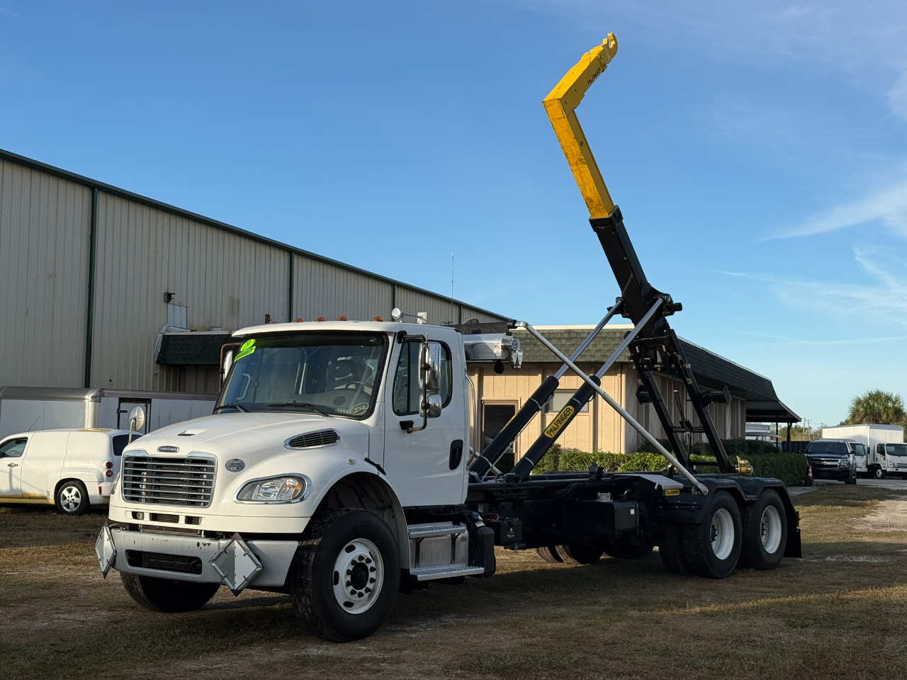 Freightliner M2 106  2019