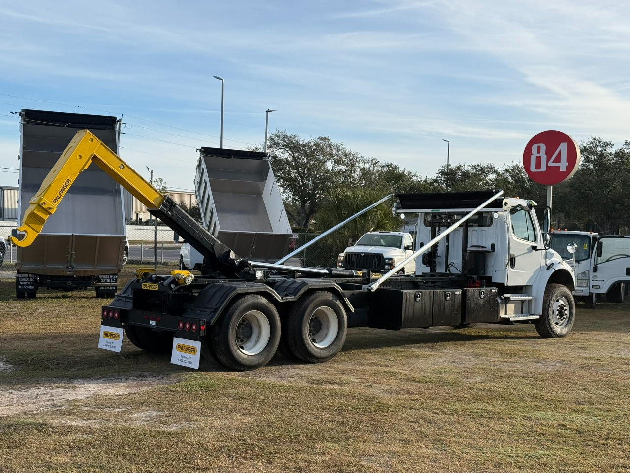 Freightliner M2 106  2019
