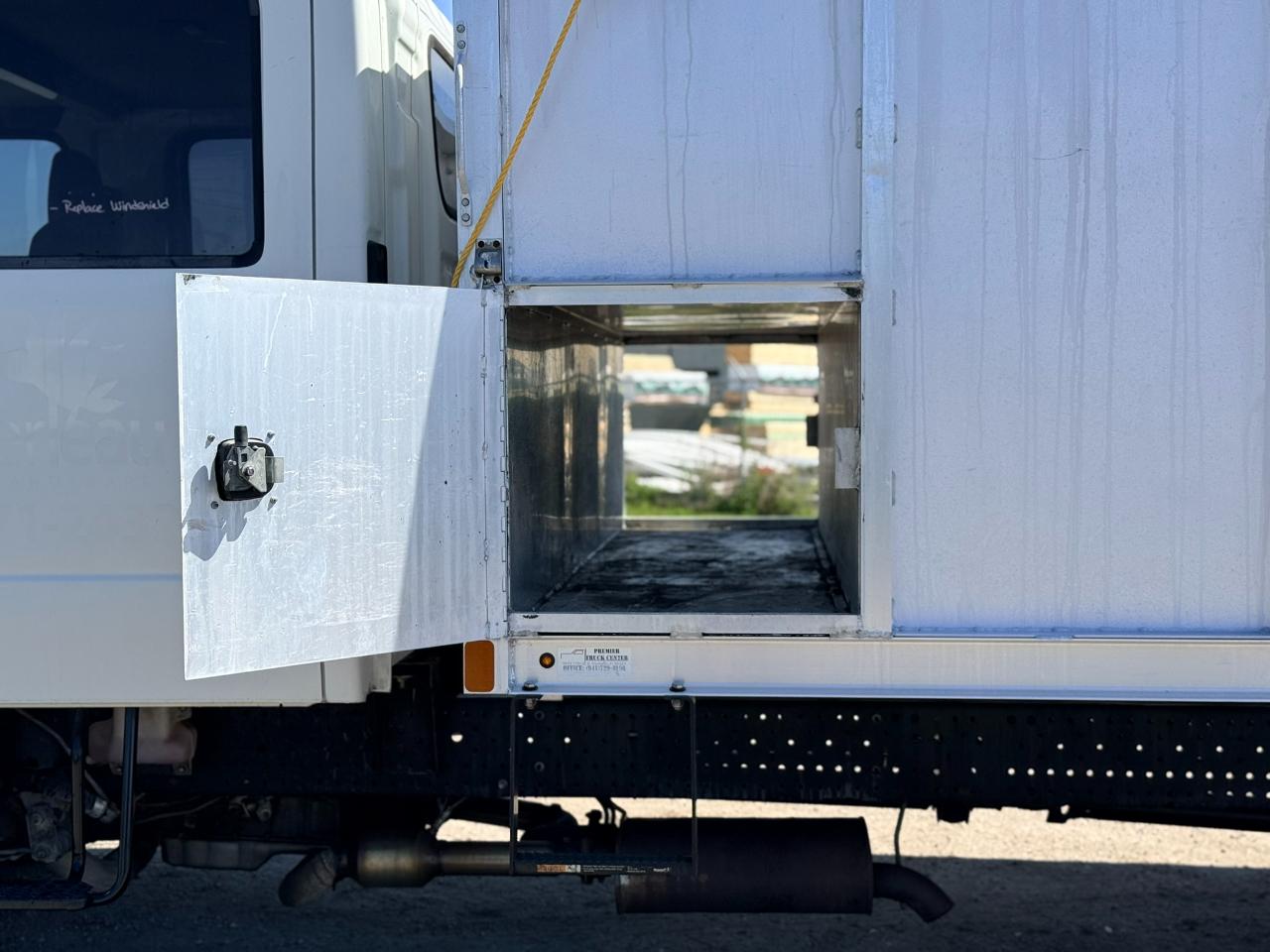 Chevrolet 3500 LCF Gas  2019