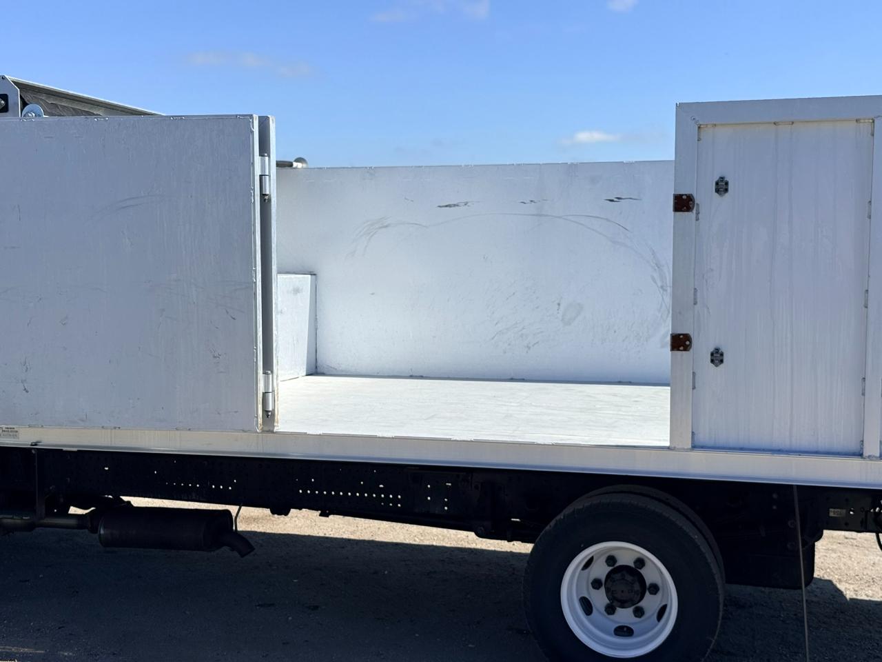 Chevrolet 3500 LCF Gas  2019