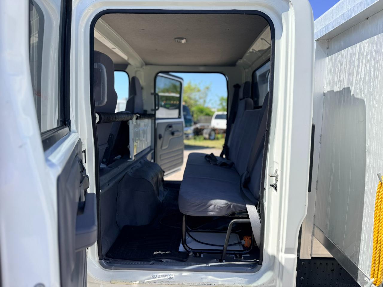 Chevrolet 3500 LCF Gas  2019