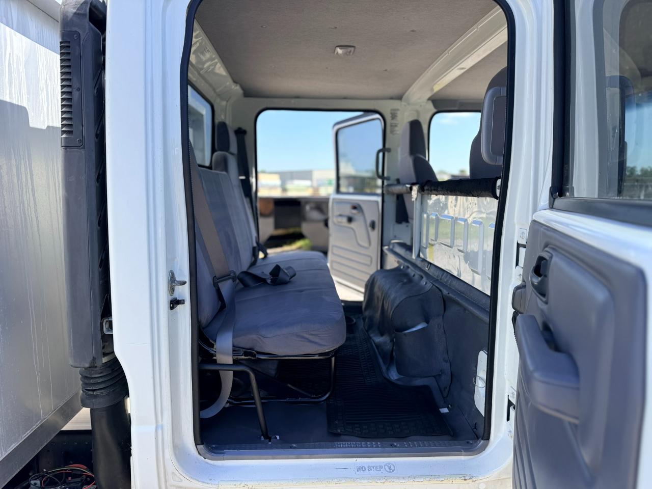 Chevrolet 3500 LCF Gas  2019