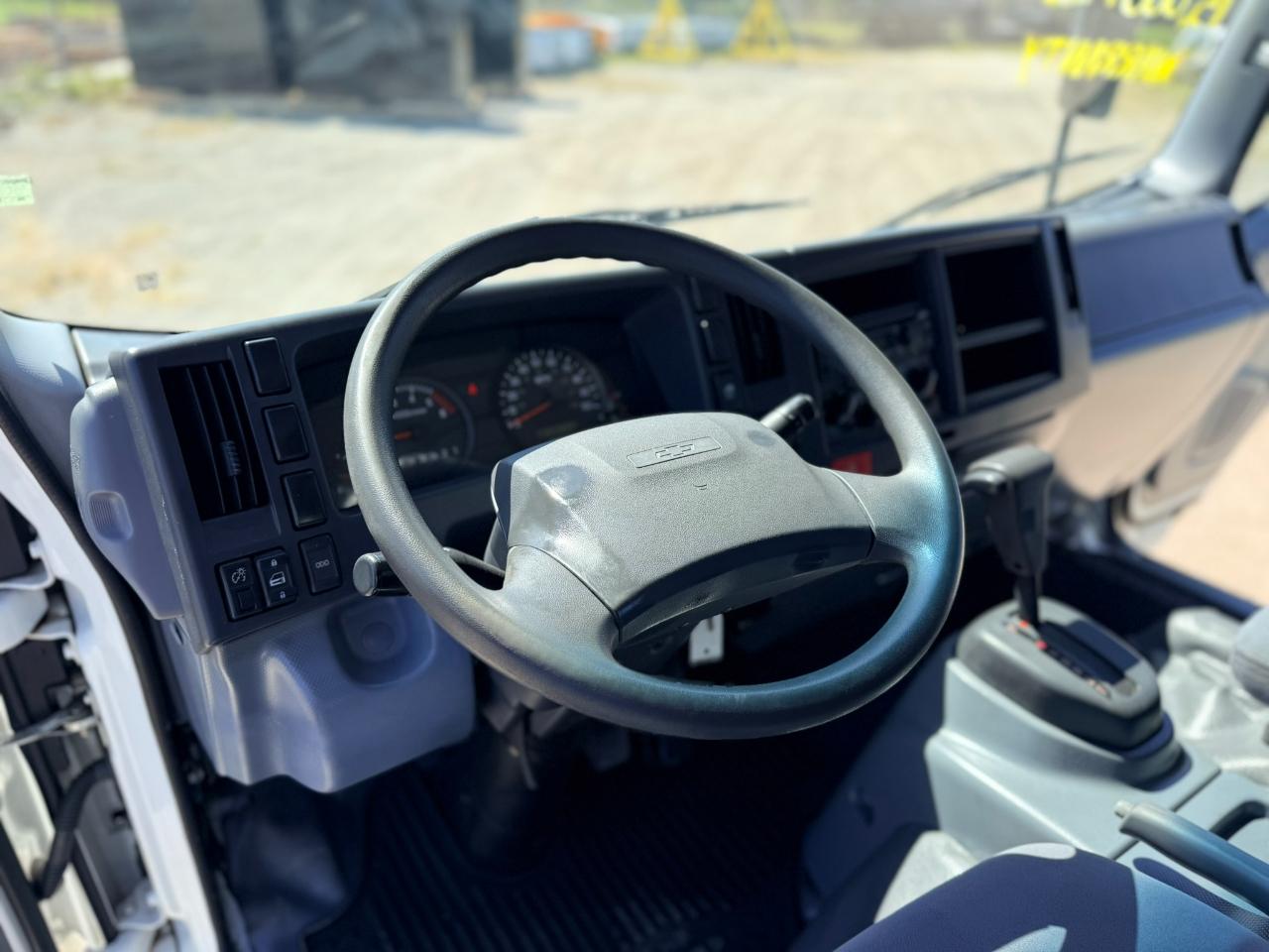 Chevrolet 3500 LCF Gas  2019