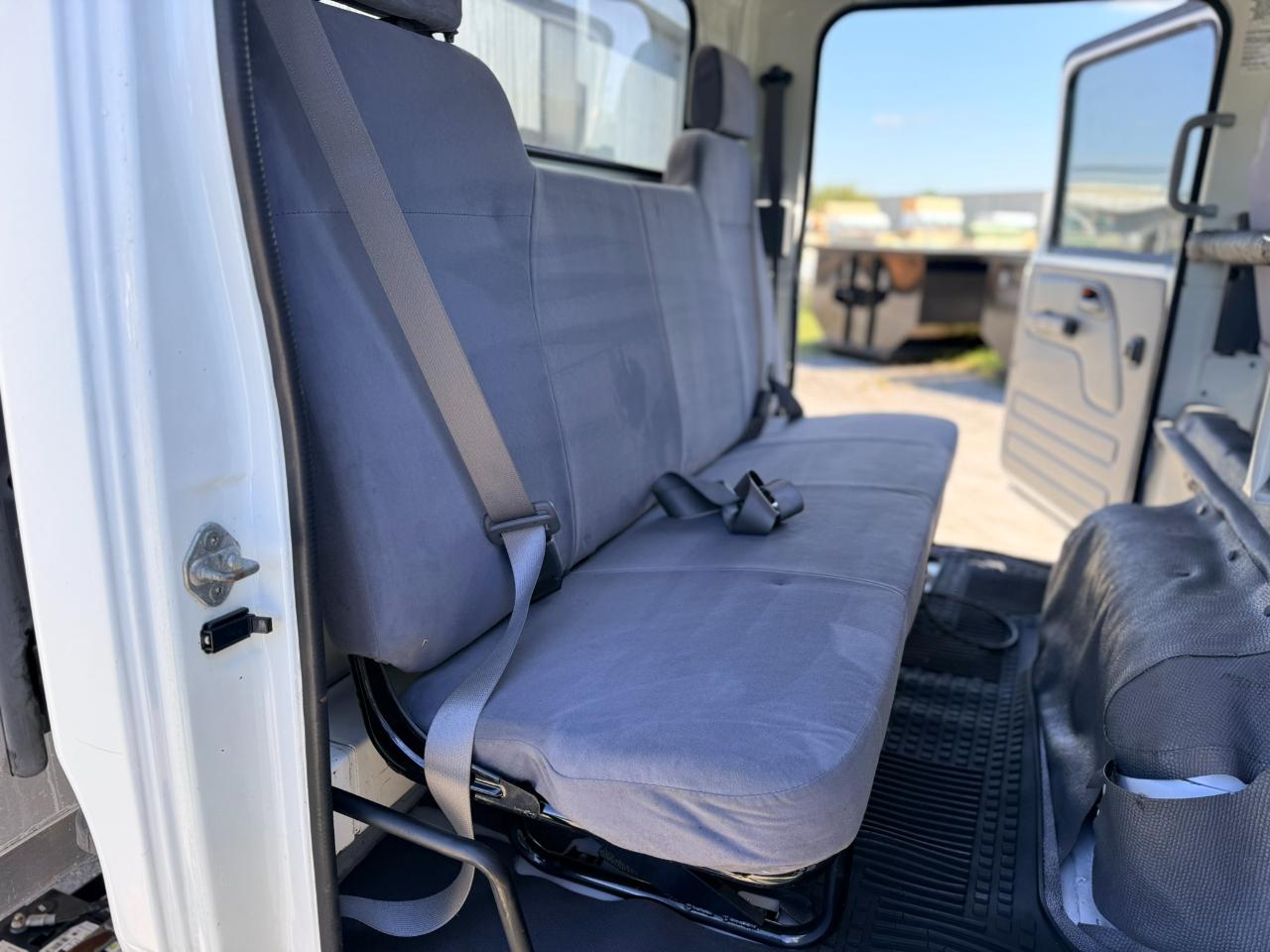 Chevrolet 3500 LCF Gas  2019