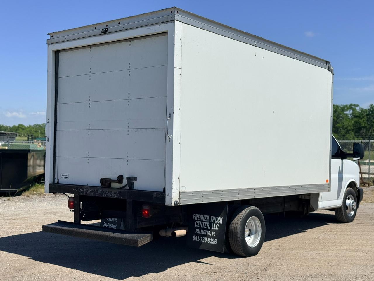 Chevrolet G3500 Vans  2017